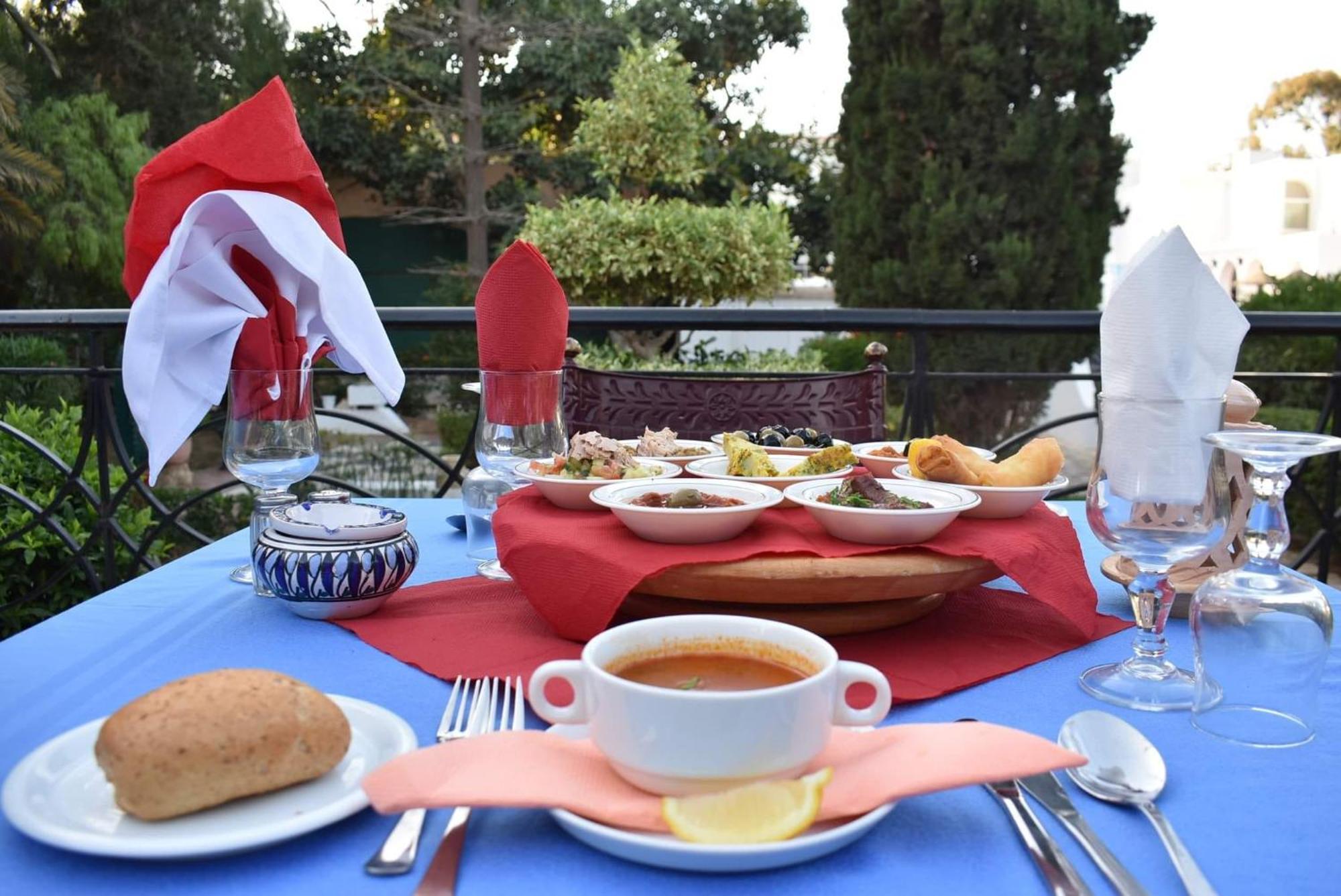 Marhaba Salem - Family Only Otel Susa Dış mekan fotoğraf